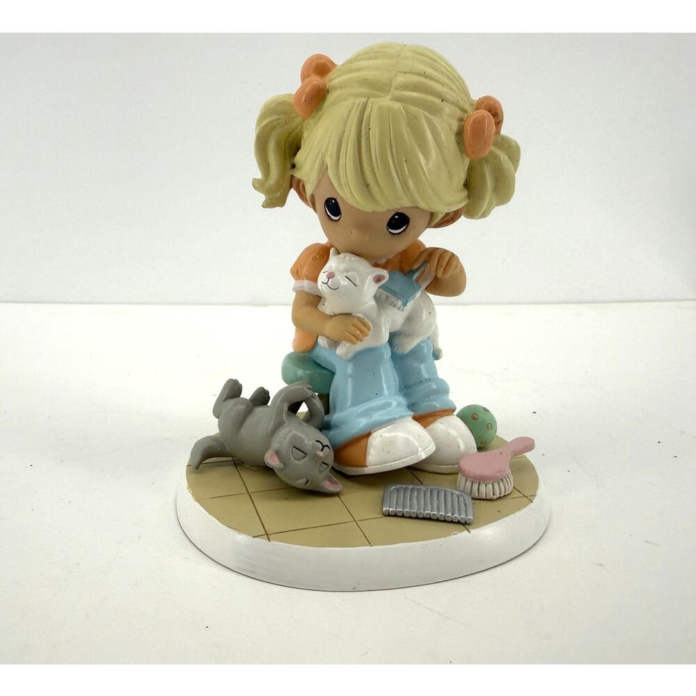 Precious Moments Forever Close To My Heart Cat Grooming Figurine 2010 No 1730